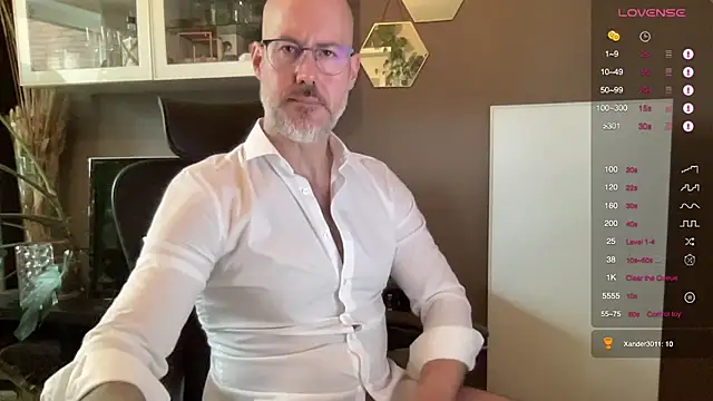 Snapshot of the_new_fit_rubinho chatting on 11/20/25, 08:58 the new fit rubinho online show from 11/20/25, 08:58