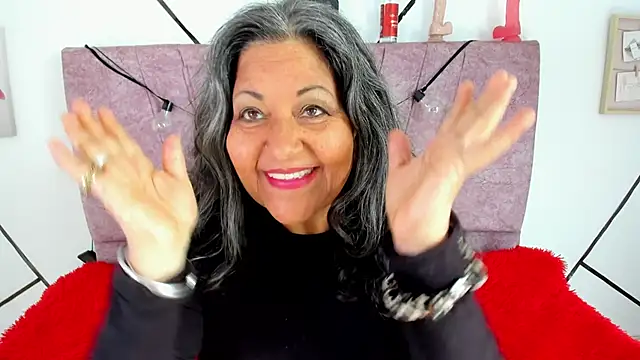 Victoriaa Anderson online show from 02/18/26, 02:13