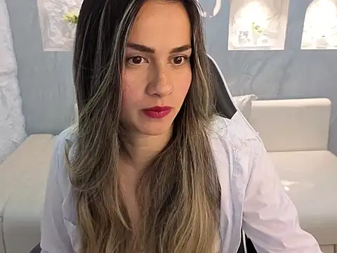 Liat White Tx online show from 12/02/25, 01:17