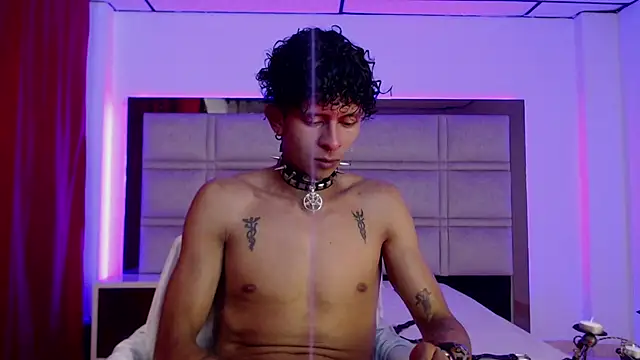 Snapshot of Maximo_king25 chatting on 12/18/25, 06:41 Maximo king25 online show from 12/18/25, 06:41