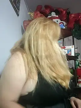 karlaanqui1 online show from 12/13/25, 10:59