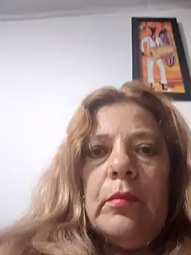 karlaanqui1 online show from 04/12/26, 10:31