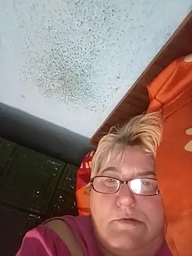 Snapshot of MilaTamila456 chatting on 11/23/25, 07:24 MilaTamila456 online show from 11/23/25, 07:24