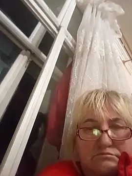 Snapshot of MilaTamila456 chatting on 11/30/25, 07:51 MilaTamila456 online show from 11/30/25, 07:51