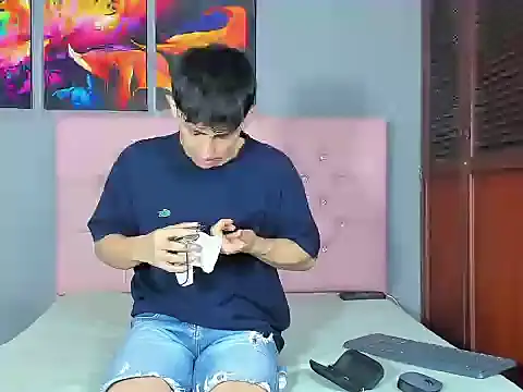 ElanGiraldo online show from 02/01/26, 12:20