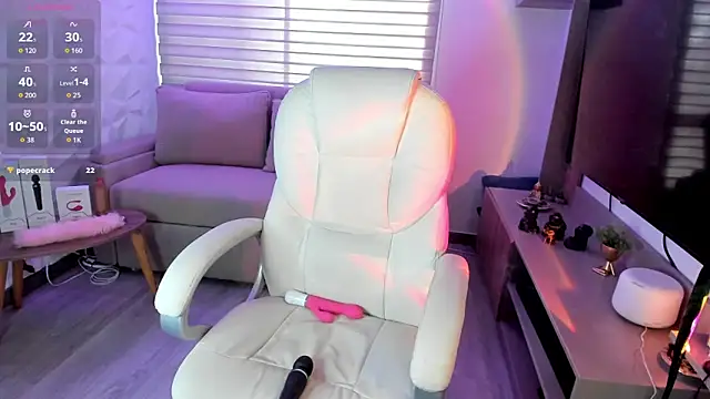 Snapshot of Valery__se chatting on 11/22/25, 11:31 Valery se online show from 11/22/25, 11:31