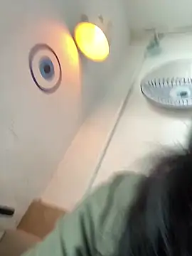 Snapshot of Katherinm chatting on 12/03/25, 05:44 Katherinm online show from 12/03/25, 05:44