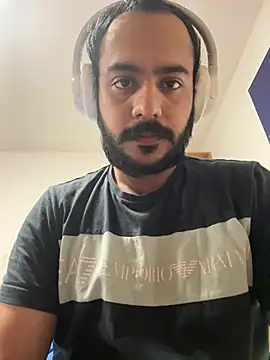 Snapshot of ekam14 chatting on 02/14/26, 05:21 ekam14 online show from 02/14/26, 05:21