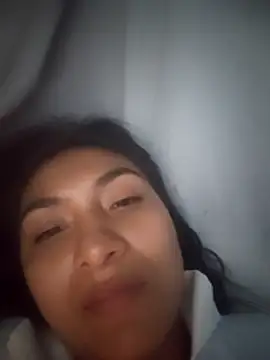 Uvit online show from 12/22/25, 04:20