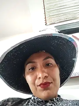 Uvit online show from 01/14/26, 05:40