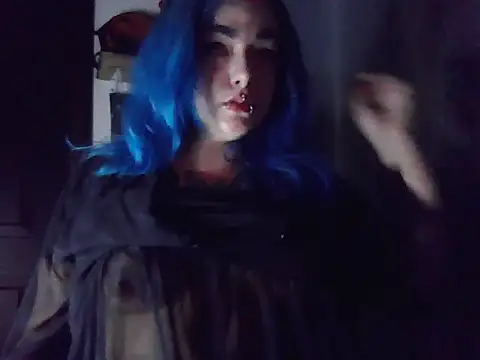 Snapshot of lilithxblue chatting on 11/17/25, 07:03 lilithxblue online show from 11/17/25, 07:03