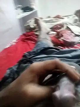 hyderabad single online show from 12/17/25, 07:31