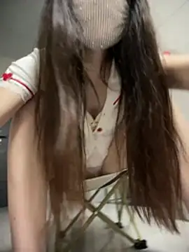 hoho-is online show from 07/23/26, 10:35