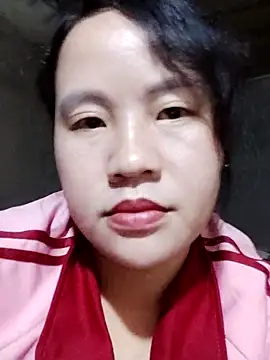 Snapshot of yelow-bee chatting on 11/10/25, 04:17 yelow-bee online show from 11/10/25, 04:17