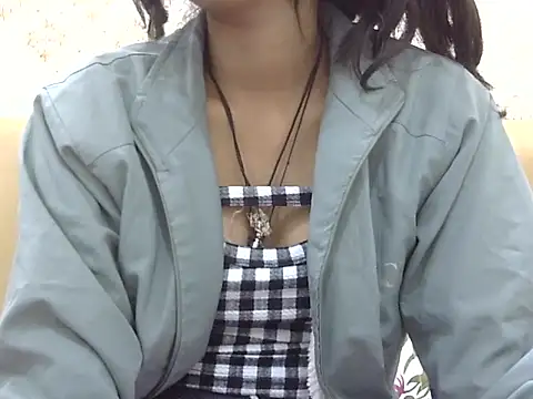 SEXY PRIYA83 online show from 02/05/26, 04:44