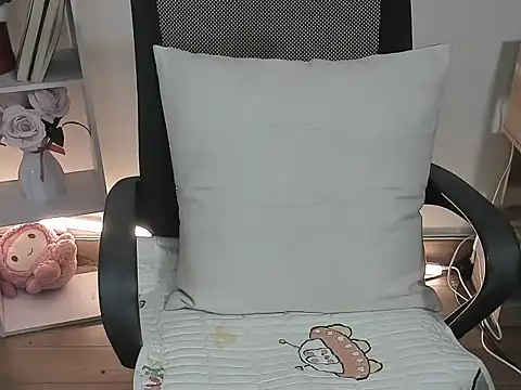 Lee-Young66 online show from 03/03/26, 02:28