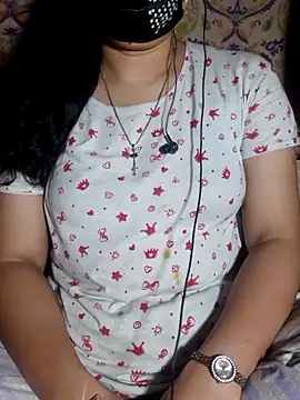 HotGirl23231 online show from 05/17/26, 06:04