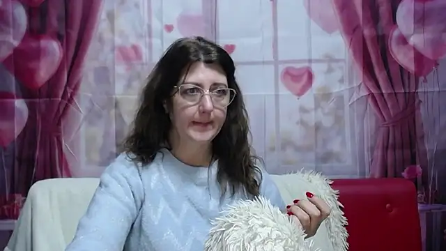 RoseHille online show from 02/05/26, 03:05