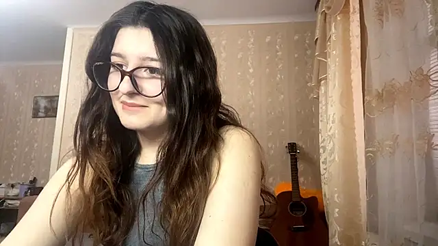 Snapshot of DonnieBooton chatting on 11/12/25, 01:11 DonnieBooton online show from 11/12/25, 01:11