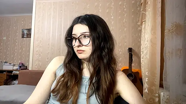 Snapshot of DonnieBooton chatting on 11/25/25, 01:33 DonnieBooton online show from 11/25/25, 01:33