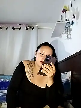 ThamaraHorney online show from 11/19/25, 03:06