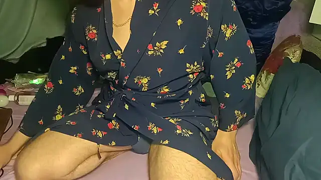 Snapshot of FemboyKitten chatting on 07/17/26, 10:36 FemboyKitten online show from 07/17/26, 10:36
