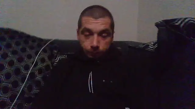 Kinkycouple142 online show from 04/15/26, 07:54