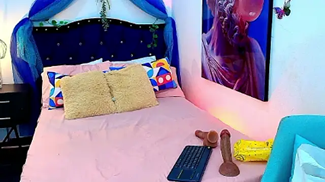 KATY LOWERY online show from 01/19/26, 03:10