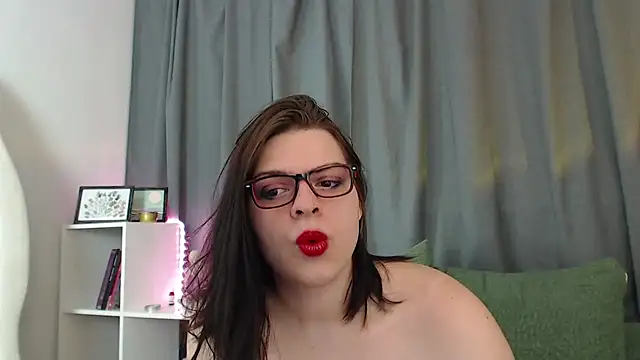 Dona Mafia online show from 11/22/25, 11:15