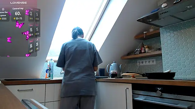 your  gena online show from 12/22/25, 10:56