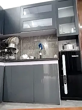   Anna    online show from 12/04/25, 02:21