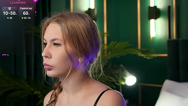 Rosa Evans online show from 11/29/25, 04:32