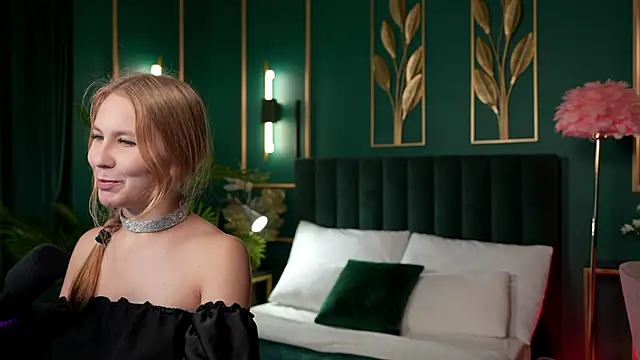 Rosa Evans online show from 12/02/25, 05:41