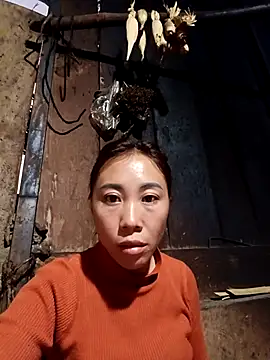 Snapshot of -Chua-90 chatting on 01/11/26, 11:04 -Chua-90 online show from 01/11/26, 11:04