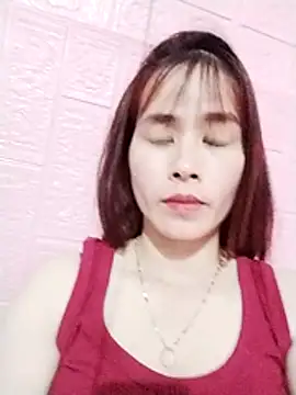 Snapshot of Swan-white123 chatting on 11/22/25, 06:34 Swan-white123 online show from 11/22/25, 06:34