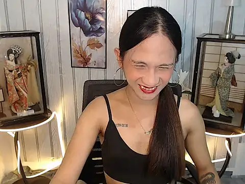 Snapshot of horsecock_gabriela chatting on 02/18/26, 03:24 horsecock gabriela online show from 02/18/26, 03:24