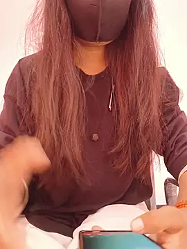 Iamyourdarling online show from 11/21/25, 05:39