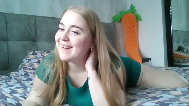 Kate Moan online show from 02/13/26, 07:48