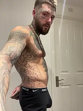 magicmichaell online show from 11/22/25, 08:41