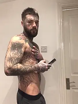 magicmichaell online show from 11/26/25, 07:31