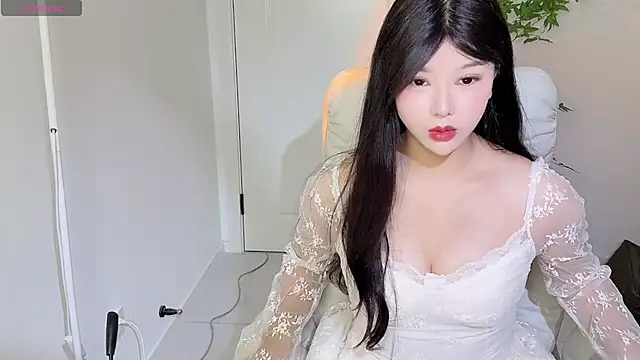 Snapshot of BB38F chatting on 12/14/25, 01:05 BB38F online show from 12/14/25, 01:05