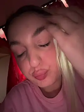 Marisaaasss online show from 04/01/26, 01:41