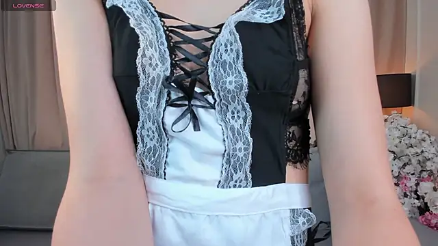 MerrileeFondren online show from 11/28/25, 07:22