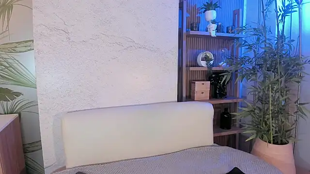 ReiAyanamy online show from 04/12/26, 08:03