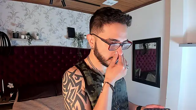 dave wolff online show from 11/19/25, 11:43