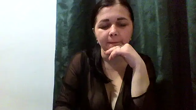 Vitalina282128 online show from 02/26/26, 09:47
