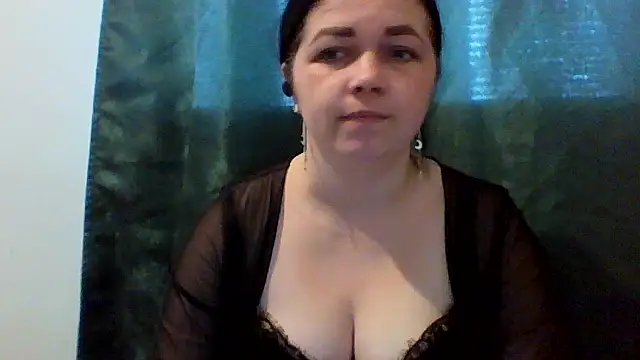 Vitalina282128 online show from 05/18/26, 09:15