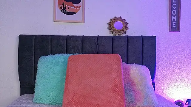 Snapshot of Jedah18 chatting on 02/01/26, 04:11 Jedah18 online show from 02/01/26, 04:11