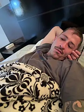 Lucasjandre online show from 04/16/26, 10:16