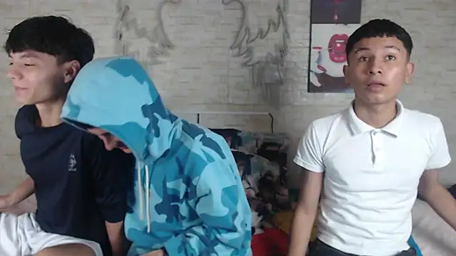 axel milo kairo and noa online show from 12/03/25, 09:13